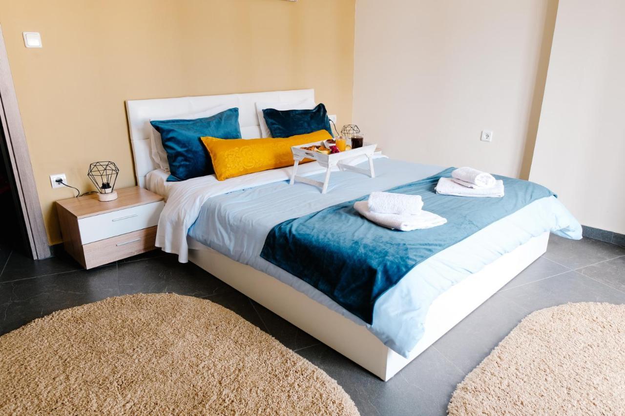 Violet City Center Apartments كافالا المظهر الخارجي الصورة